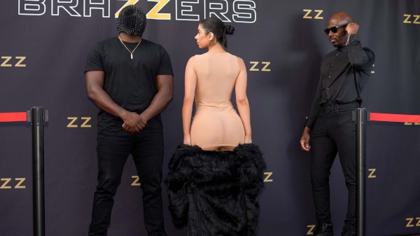 Brazzers /  - Violet Myers, Mannie Coco Brazzers Loves Violet's Asshole / 14.3.2025