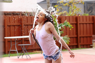 Pervs On Patrol / Mofos - Kandi&#160;quinn Sloppy Bj For Spying Roommate / 03.2.2017